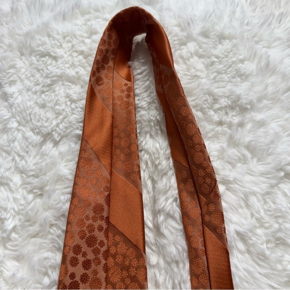 Givenchy Orange Patterned Tie - Picture 6 of 12